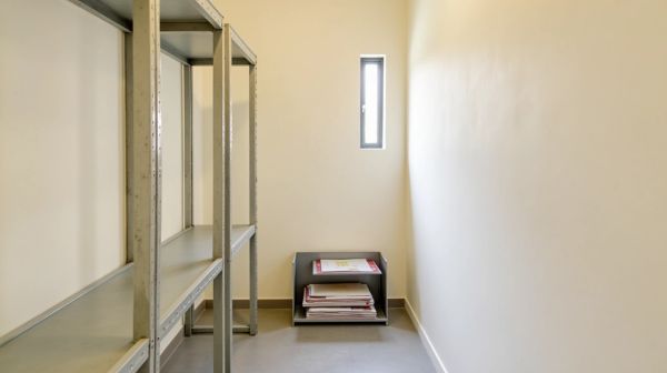 Maîtriser votre espace avec location de box à Marseille